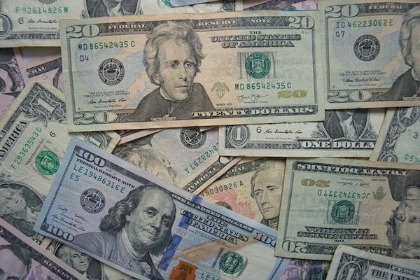 Risques et enjeux d'une dette souveraine