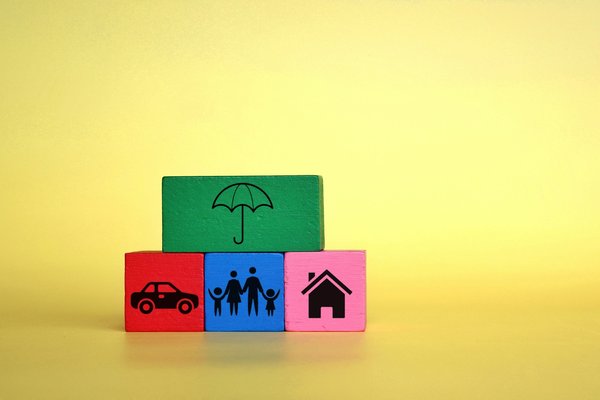 Guide pratique pour maîtriser l'assurance auto et habitation